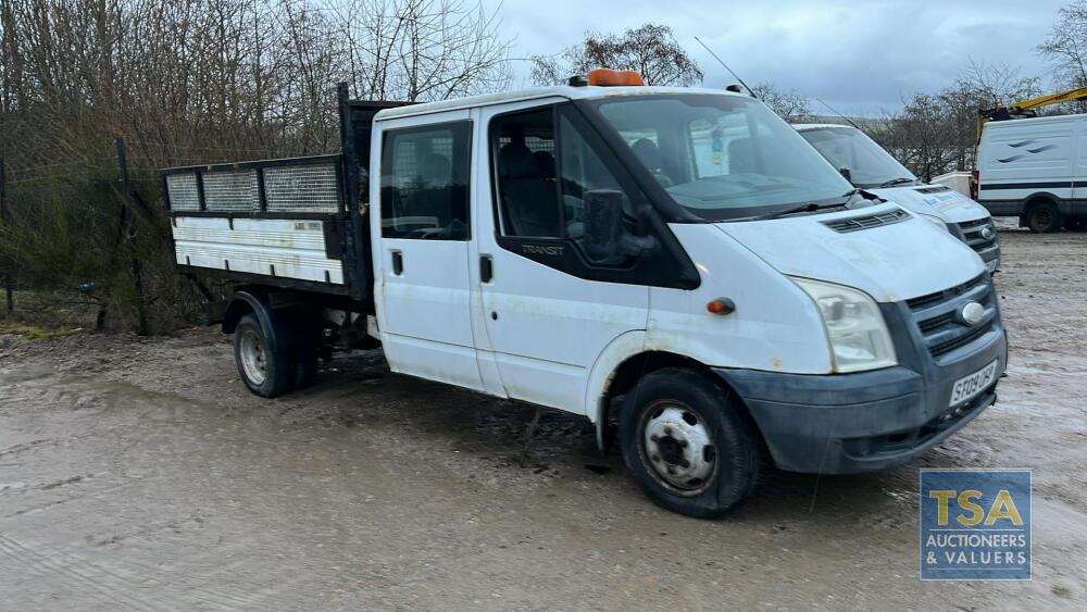 Transit 100 T350 Rwd Ford Transit 100 T350l D/c Rwd - 2402cc 4 Door Van