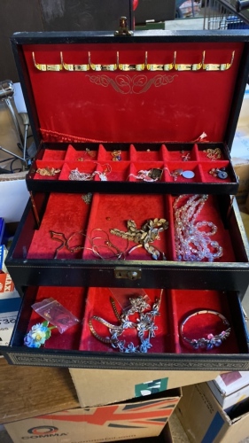 JEWELLERY BOX & JEWELLERY