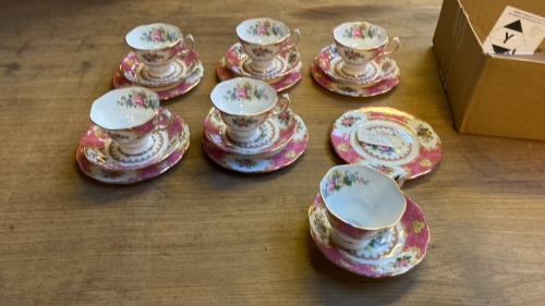 BOX 18 PCE ROYAL ALBERT TEA CHINA- 1 PLATE DAMAGED