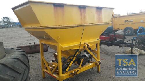 CUTHBERTSON SALT SPREADER