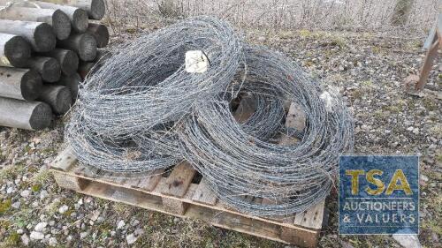 ASSORTED BARBED WIRE