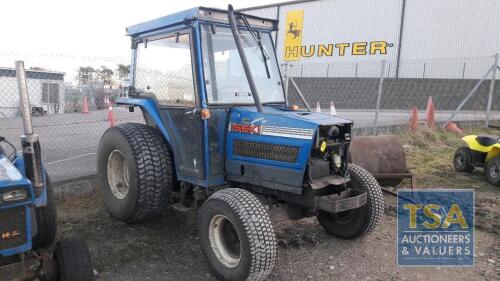 ISEKI 537 TRACTOR