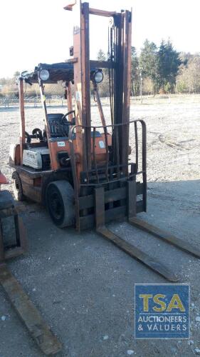 TOYOTA FORKLIFT , YEAR 1984, 7774 Hours , PLUS VAT