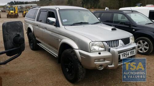 Mitsubishi L200 Warrior Lwb - 2477cc 4x4