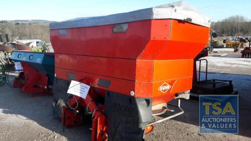 KUHN AXIS SPREADER WITH PTO C/BOX & MANUAL IN P/CABIN