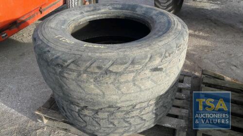 2 SUPER SINGLE TYRES 385/65 R22.5