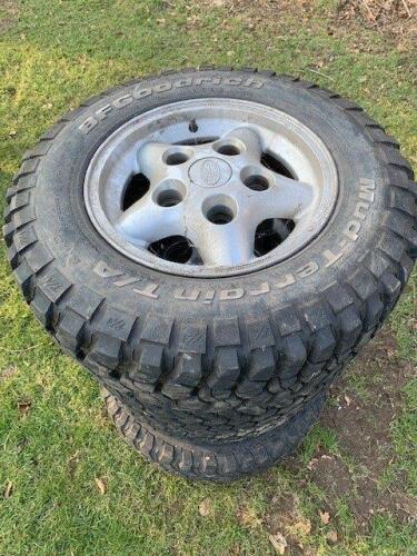 4 WHEELS / TYRES LAND ROVER 235 70R 16