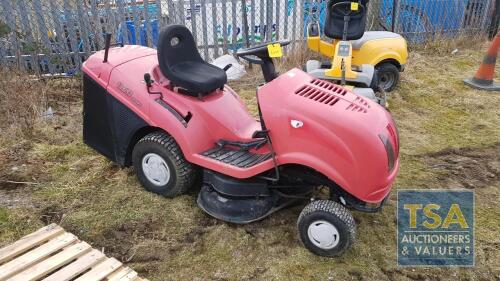 TWIN CUT RIDE ON HYDRO MOWER