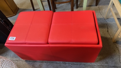 RED BLANKET BOX