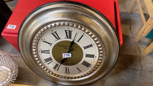 LARGE CLOCK