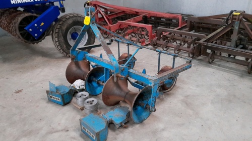 WEBB 2 ROW SEEDER