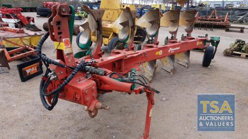 KV ED85 5 FUR PLOUGH WITH 200 HEADSTOCK & NO 28 BOARDS YR 2009