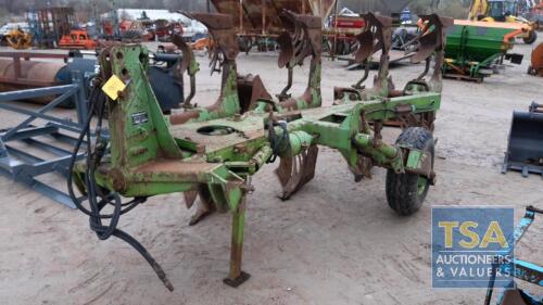 DOWDESWELL 4 FUR PLOUGH WITH SLATTED BOARDS