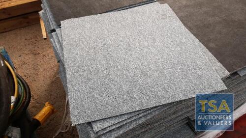 PALLET GREY COLOUR CARPET TILES