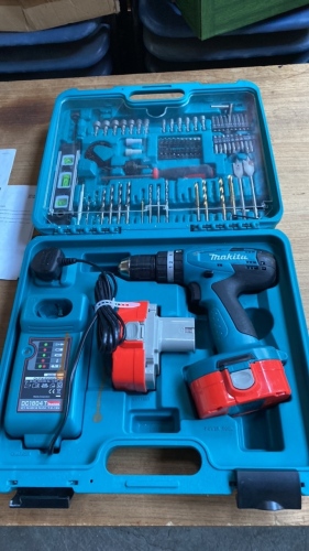 CASED MAKITA DRILL