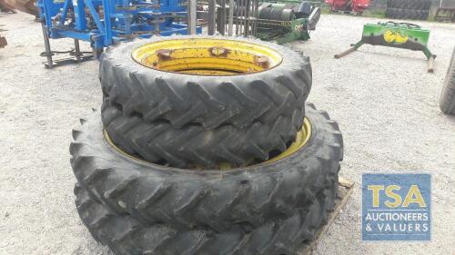 SET ROW CROP WHEELS & TYRES