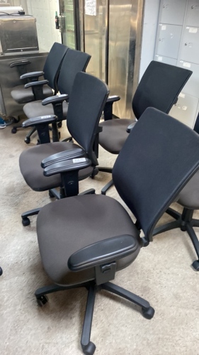 2 OFFICE CHAIRS