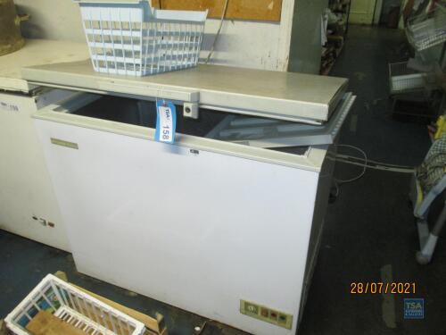 Frigidaire Deluxe Chest Freezer 1m