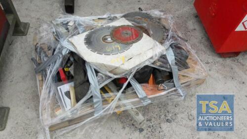 VARIOUS USED DIAMOND BLADES, GREASE GUNS ETC