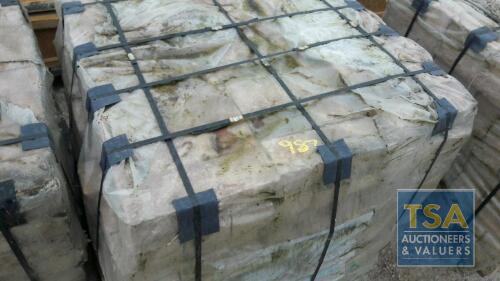 2 PALLETS OF PINK FYFESTONE 295 X 100 X 65 - 10 MTR SQU