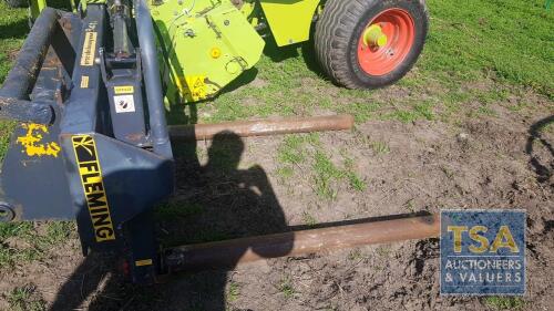 FLEMING SILAGE BALE HANDLER WITH MANITOU BRACKETS