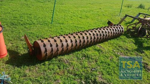 ROLLER FOR KUHN 3003 POWER HARROW