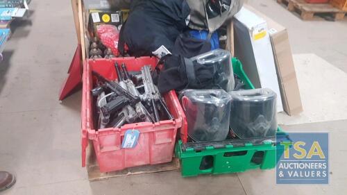 Pallet c/w Quantity Paintball Equipment Comprising 19 Guns,