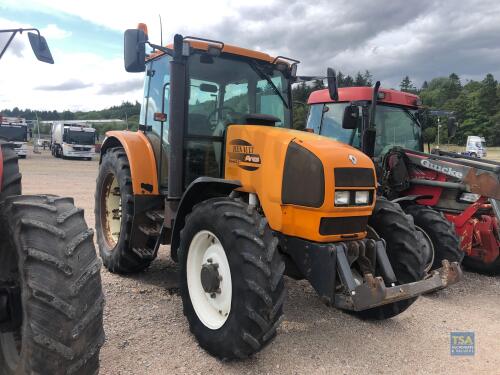 Renault 4530- 4530cc 2 Door Tractor