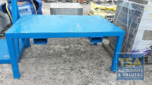 HEAVY DUTY STORAGE BENCH C/W FORKLIFT POCKETS