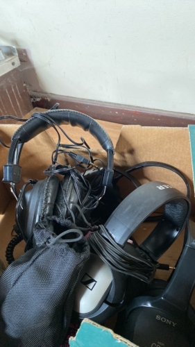 BOX HEADPHONES ETC