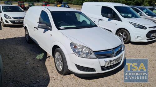 Vauxhall Astra Club Ecoflex - 1686cc Van