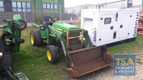 JOHN DEERE 955 TRACTOR & LOADER