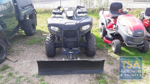 POLARIS SPORTSMAN 400 AWD QUAD WITH SNOWPLOUGH KEY IN P/CABIN