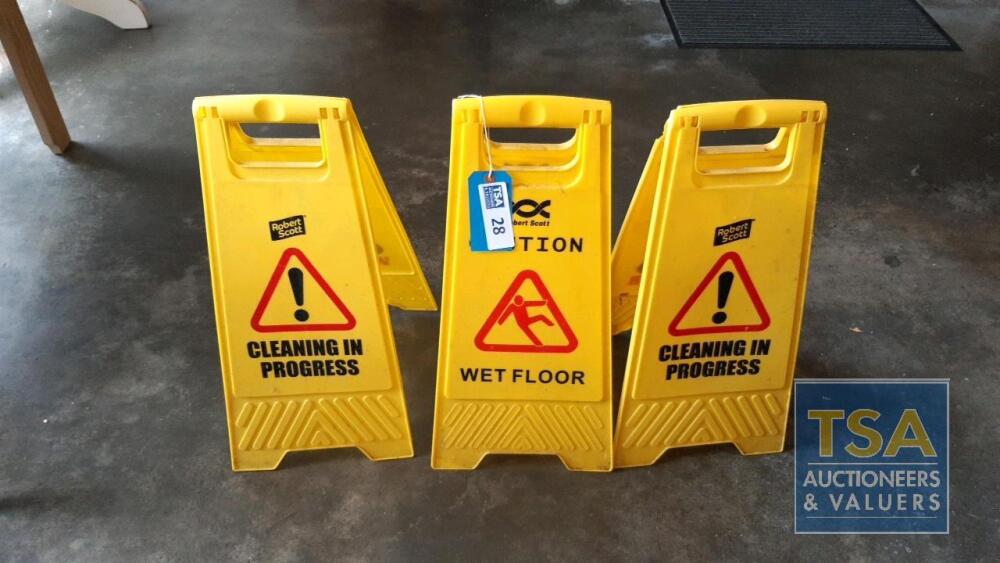 3 No. Wet Floor Signs