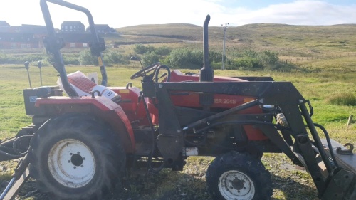 Siromer tractor Gd running order c/w front loader, back hoe, (PLEASE NOTE: This lot will be sold conditionally, The mart will need to consult seller first, Buyer will be notified if price accepted shortly after Item has closed)