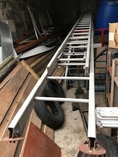 Heavy duty aluminium ladder 2 tier, 8.5m extending to