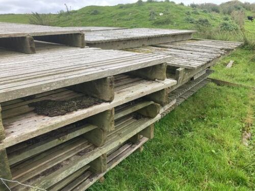 Sheep slats 1.5 x 2.5-3m x 19cm approx