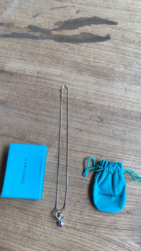 TIFFANT & CO NECKLACE - SILVER