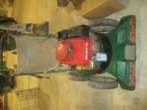 BILLY GOAT PEDESTRIAN SUCTION/ HOOVER UNIT C/W HONDA GXV160