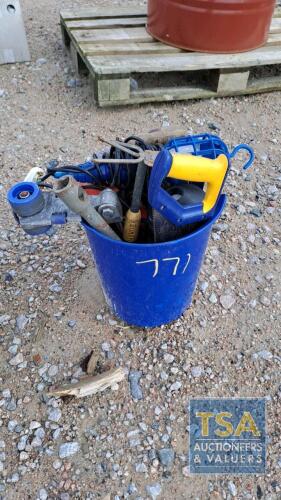 BUCKET C/W CONTENTS