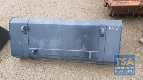 1.5 MTR BUCKET C/W EURO BRACKETS