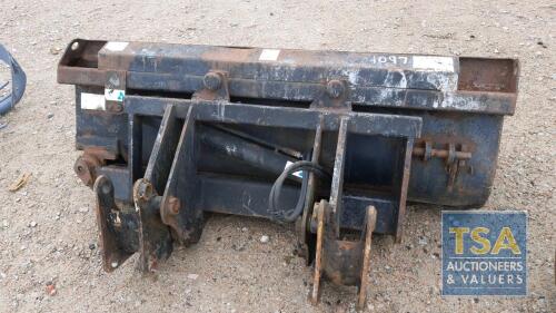 JCB 2CX SIDE TIP BUCKET