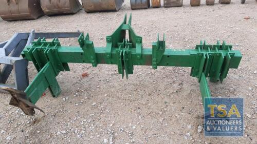 BOMFORD TWIN LEG SUBSOILER