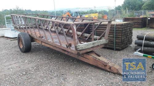 FEED BARRIER TRAILER