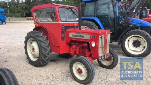 Int Harvester B414 - 0cc Tractor