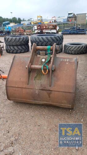 51" DIGGING BUCKET WITH 80MM PINS