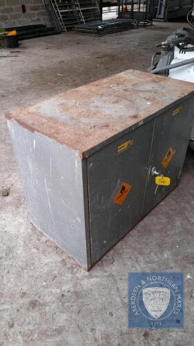 METAL CABINET