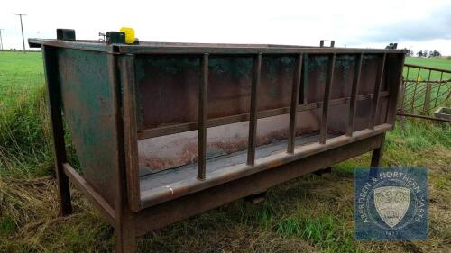 METAL FEED BUNKER