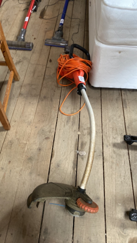 B+D STRIMMER