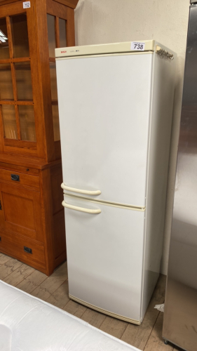BOSCH FRIDGE FREEZER